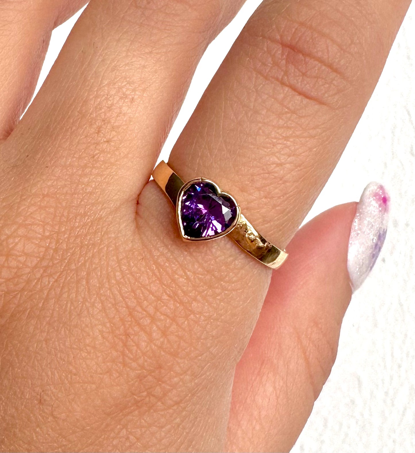 Violet Amora - 18K Gold with Heart Shaped Zircon