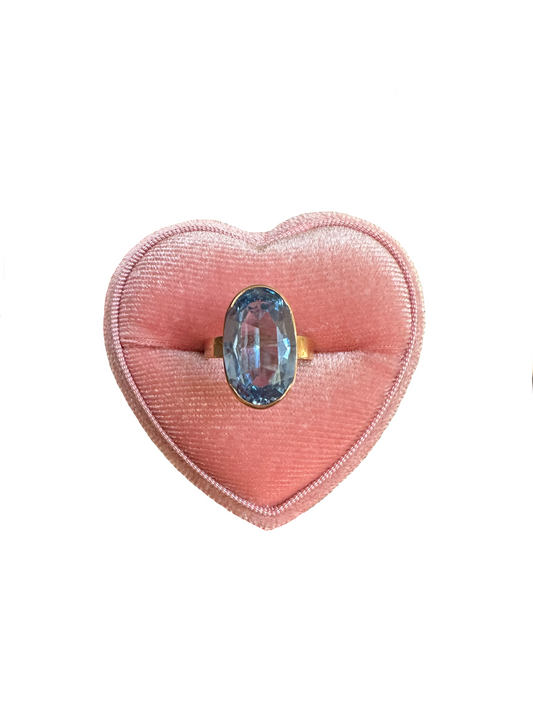 Celestine - Vintage 14K Gold with Large blue-Tone Spinel
